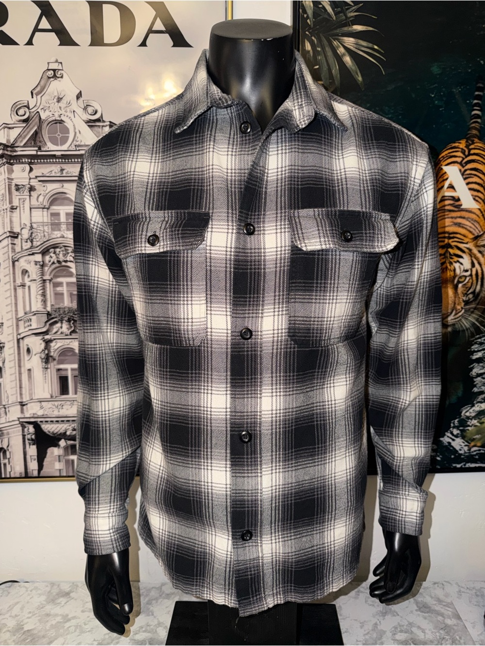 H&M Black & White Plaid Casual Button-Down Shirt